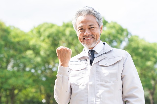 ブルーカラー職の約4割が「60歳以降も働き続けられる」　※画像はイメージです（miya227/stock.adobe.com）
