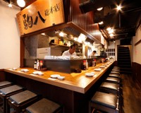 東京・田町にある「酒蔵 駒八」本店。このお店の雰囲気・味を求めて遠方から訪れる人も多いとか