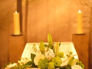 祖母の葬儀中、私は祖母の存在を感じていた。だから涙は流れなかった