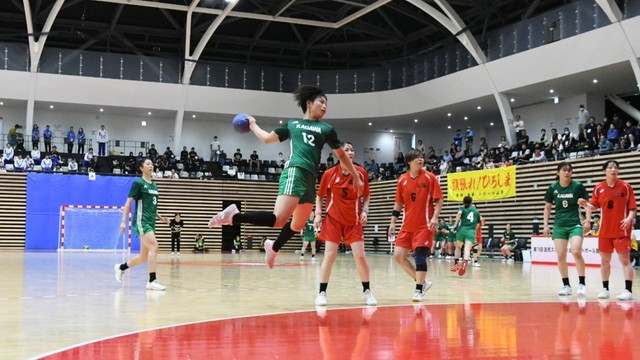 国スポハンドボール成年女子　決勝戦（香川銀行提供）