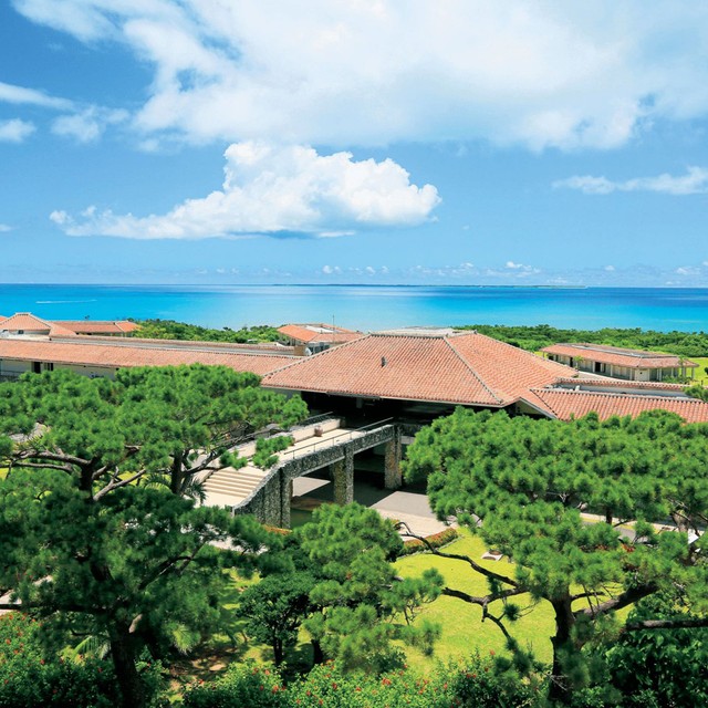 はいむるぶし<br>離島リゾートでかなえる至福のエクスペリエンス。