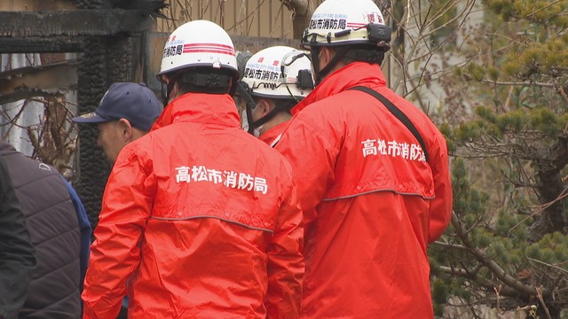 「風呂場から出火しています」　住宅半焼　住人の夫婦を病院搬送　香川