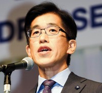 テレビ番組などでおなじみにの岸博幸氏。7月に内閣官房参与に任命された