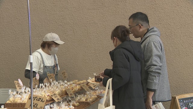 素材にこだわったパンを一堂に集めたイベント開かれる　高松市