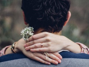 アプリで出会った人と婚約するなんて。一丁この波にのってみようか