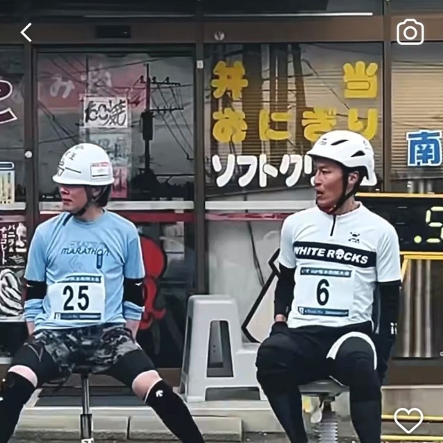 コーナリングのポジション争い