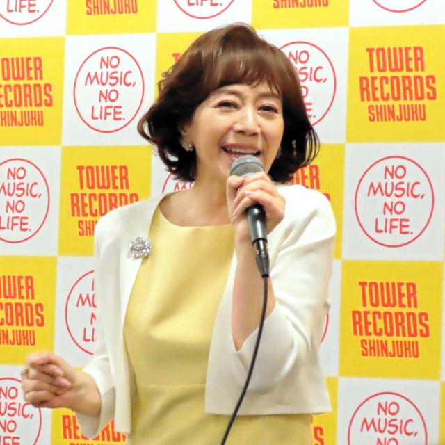 イベントを行った岩崎良美＝2026年4月