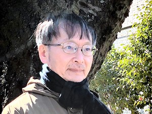 詩人・究極Ｑ太郎さん、第７回大岡信賞記念寄稿　散歩の即興、気候変動とカラスの団欒と