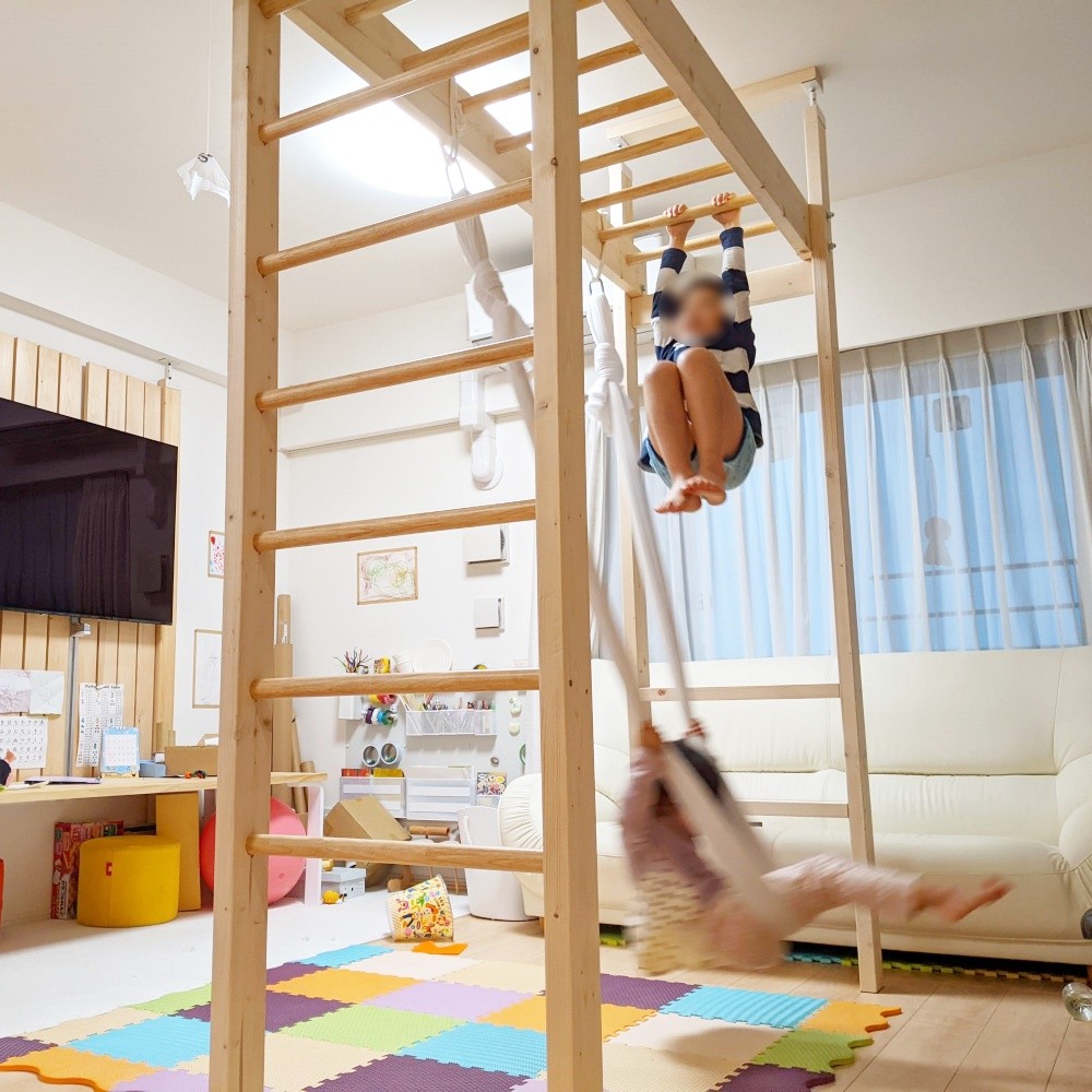 ロケット研究者が考案「うんていやぐら」自宅でうんていができる遊具が