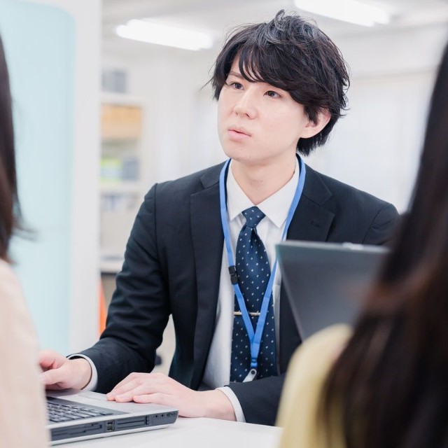 自立支援医療を利用するには、お住まいの自治体で手続きが必要※画像はイメージです（maroke/stock.adobe.com）