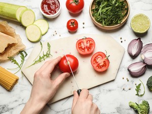 ベジタリアン対応の店も商品も一目でわかる　 「ベジJASマーク」来年にも登場