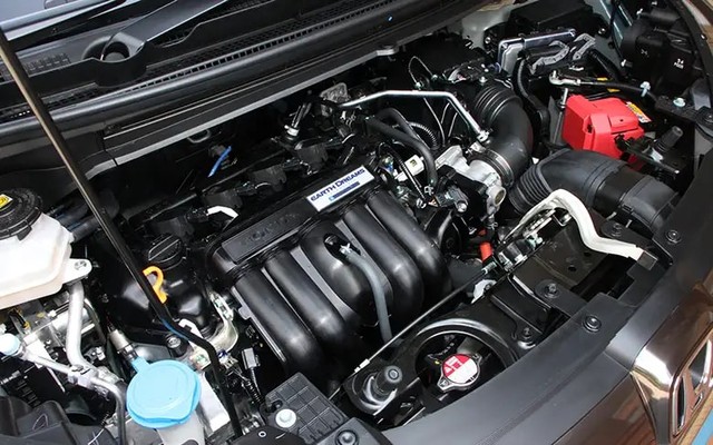 2代目フリードのエンジンルーム（提供：norico by ガリバー）