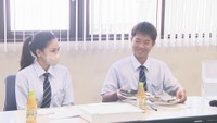 色落ちノリの有効活用について話し合う高校生 漁連会館(高松市北浜町)