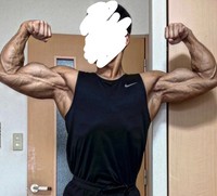 日々の食事管理とトレーニングを続けるマサキさん／マサキさん（@japanmasaki10）提供