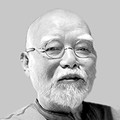 装丁家の平野甲賀さん死去　「深夜特急」の題字手がける