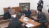 高松市議パワハラ疑惑巡り市民団体申し入れ　第三者の意見なく「言動は不適切」との結論は不適切
