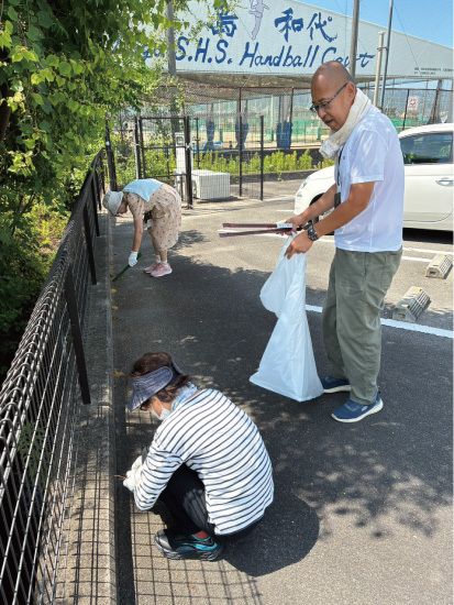 コラボ清掃活動の様子