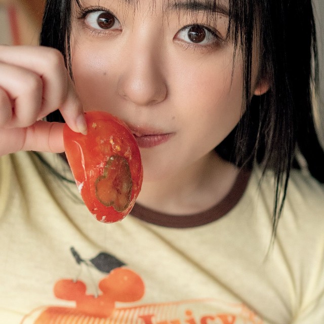 麻倉瑞季（撮影／鈴木ゴータ　ヘアメイク／エノモトマサノリ　スタイリング／クメユナ）