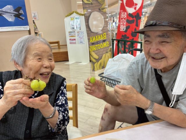 緑のしずく　こぼれた陽気　笑顔の行方