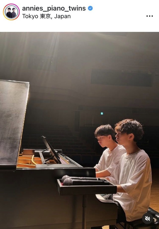 兄ーズ(Annies)のインスタグラム＠annies_piano_twinsより