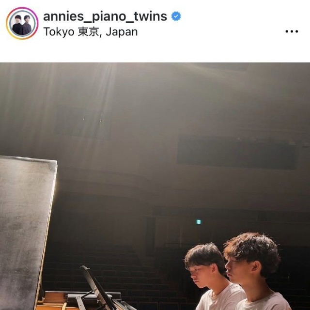 兄ーズ(Annies)のインスタグラム＠annies_piano_twinsより