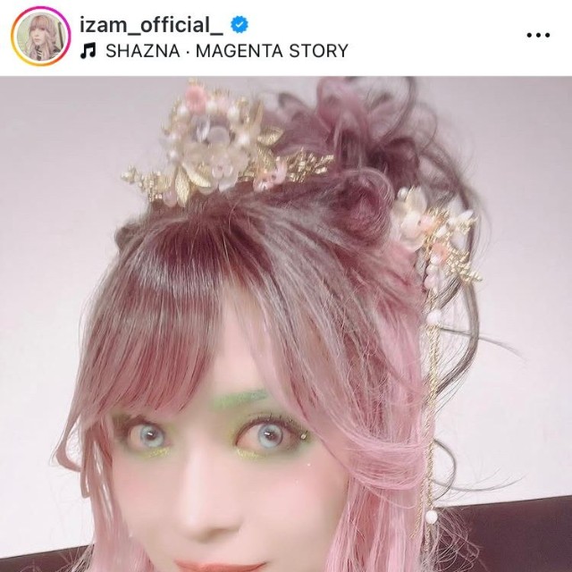 IZAMインスタグラム＠izam_official_より