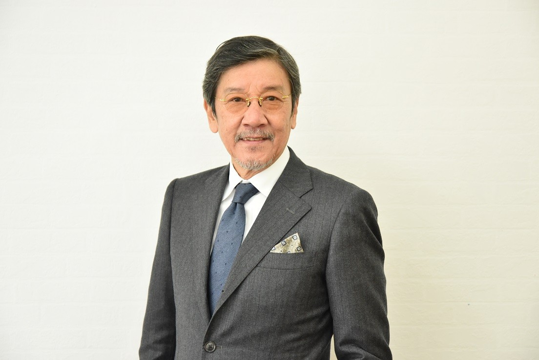 こんな話、本邦初公開です」奥田瑛二インタビュー 2人の孫娘を同時に