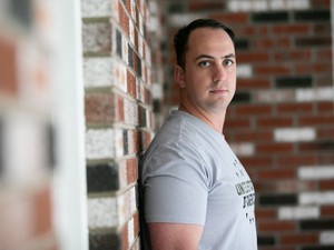 黒人男性に発砲せず解雇された　アメリカの白人警官が思うこと