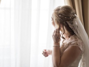 私の結婚式で私よりも先に号泣する親友。愛されていたと実感した