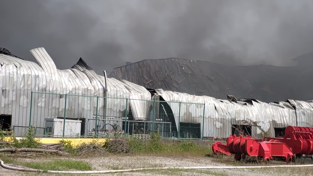 火事の現場　笠岡市茂平　20日午後2時ごろ