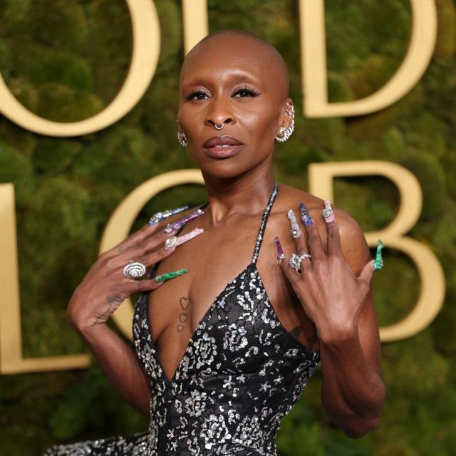 　シンシア・エリヴォ