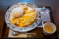 高橋啓介のFD3Sをマイルドなチーズで表現した「啓介FD黄麻婆」税込1,680円