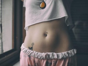 結婚から逃げたあなたの生年月日をタトゥーで刻んでもう5年。後悔はしてない