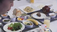 スポーツチームが宿泊する時の食事を試食