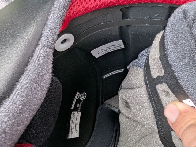 本物には第三者検査シールが貼られています。 ※Aさん提供