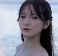 ちーまき「週刊SPA! 」（扶桑社）3月10日号より＝撮影／中山雅文 ヘアメイク／小笠原菜瑠 スタイリング／米丸友子 撮影協力／クリスタルヴィラ南城