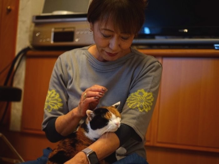 おかあさんの膝でもウットリ