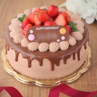 2025年の手作りチョコケーキ＝「杏仁豆風」さんのX（@sweet_s_teews）より