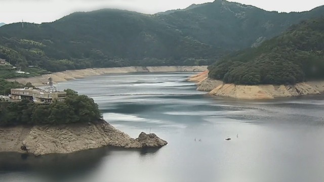 高知・早明浦ダム　午後3時ごろ　提供：水資源機構