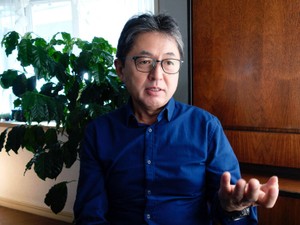 『絵はがきにされた少年』15年を経て復刻　今も古びない、アフリカの人々の言葉