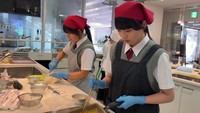 「ご当地！絶品うまいもん甲子園」岡山県立興陽高校が中四国地区で優勝　ばら寿司包み焼で全国へ