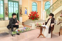 30日放送の「徹子の部屋」に出演する竹野内豊（左）と司会の黒柳徹子＝テレビ朝日提供