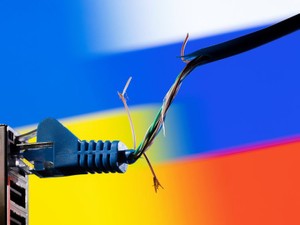 「ロシアへのインターネットを遮断」専門家に衝撃　決断の理由、通信大手が明かした