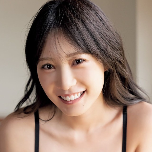 横野すみれ「週刊SPA! 」(扶桑社)7月21・28日合併号より＝撮影／唐木貴央 ヘアメイク／海瀬志津奈（JULLY） スタイリング／KAN