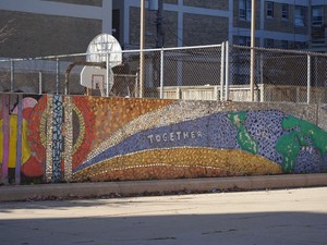 貧困や暴力問題に取り組むシカゴ教組　ホームレスに住まいの提供も目指す