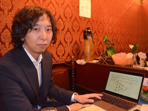 半数の人が「不満」という民主主義　でも「終わった」と切り捨てるのはまだ早い