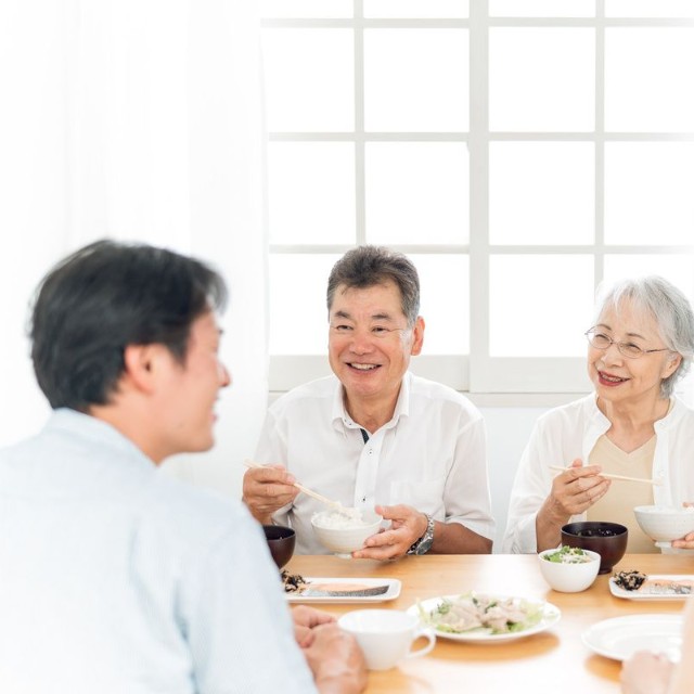 安心して任せられる関係性づくりを※画像はイメージです（buritora/stock.adobe.com）