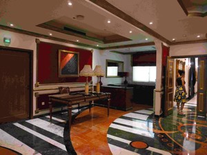 ドバイが掲げる「医療ツーリズム」、引っ張るのは美容整形