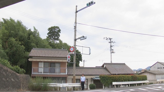 日本一高い？信号機　綾川町的場交差点　香川・綾川町陶
