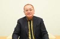 映画『正直不動産』原案・夏原武氏（撮影：磯部正和）